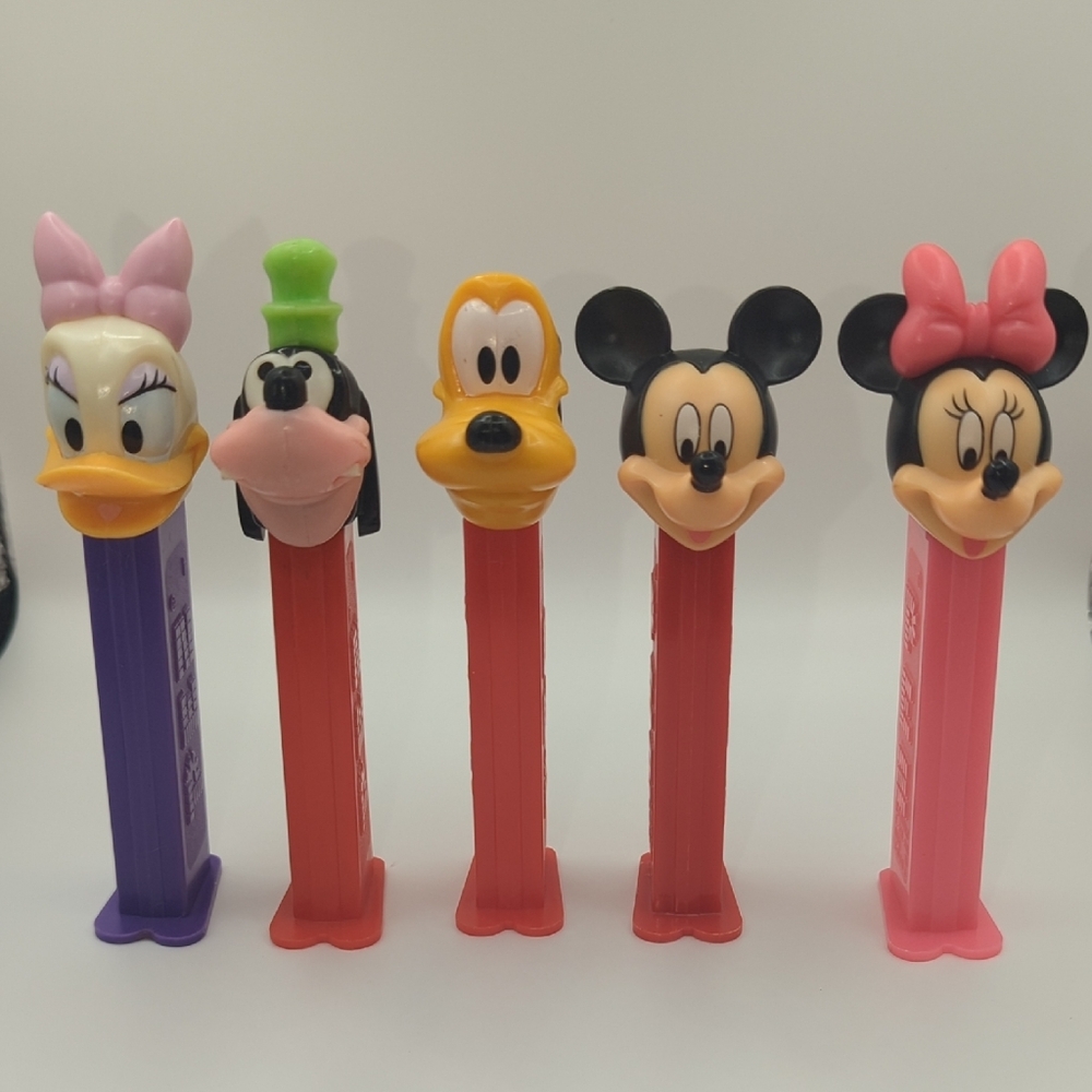 Disney Character Pez Dispenser Set - Mickey Minnie Daisy Goofy Pluto